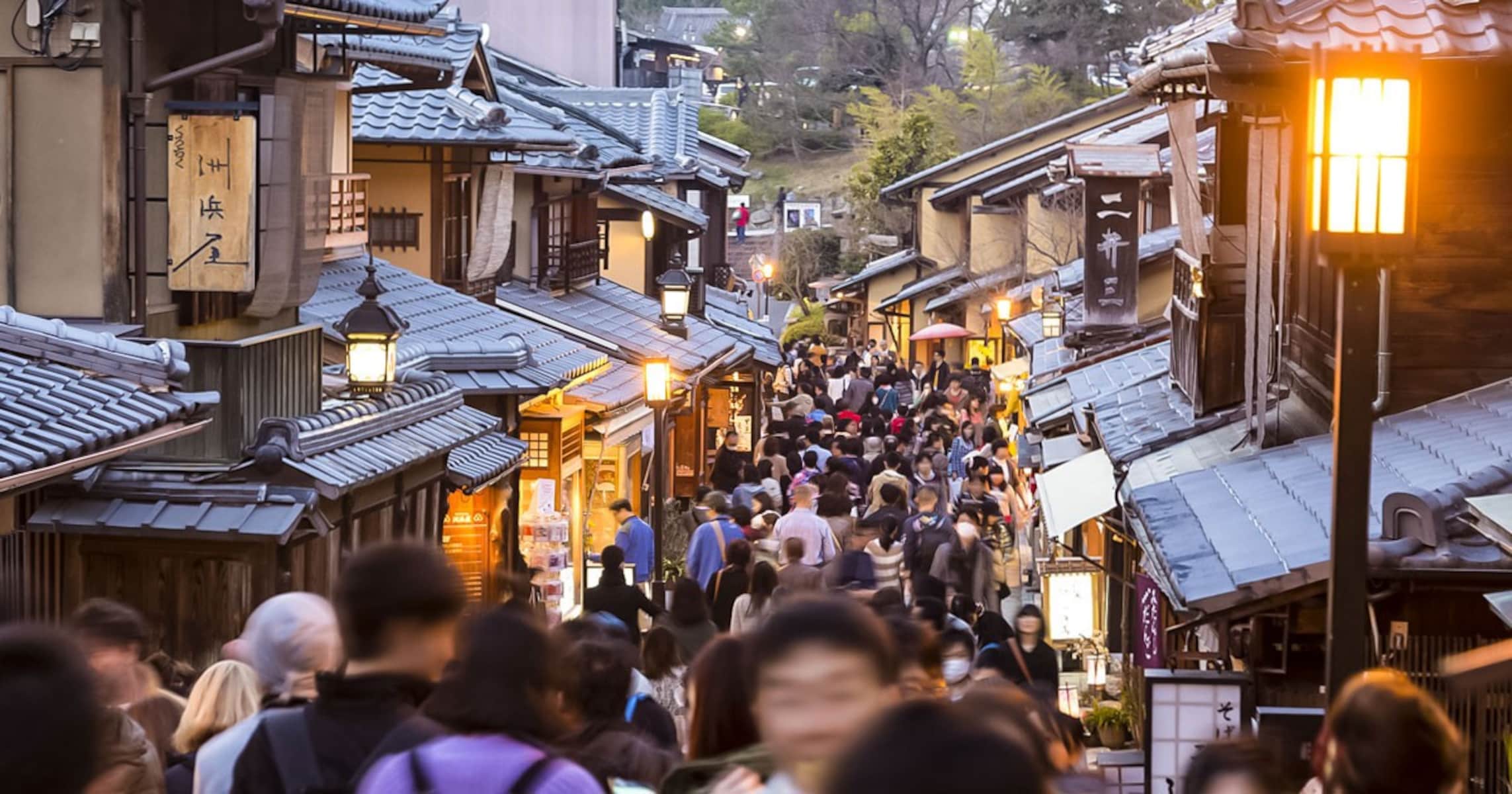外国人だらけの京都にうんざり? 「混んでるから」とあきらめず京都観光を楽しむ裏ワザ