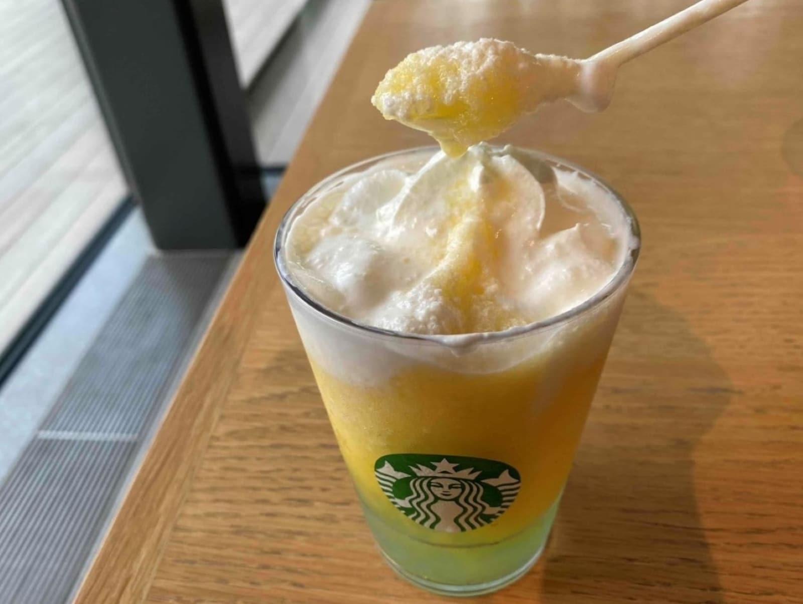 クリームと混ぜるとジェラードのような濃厚さ！