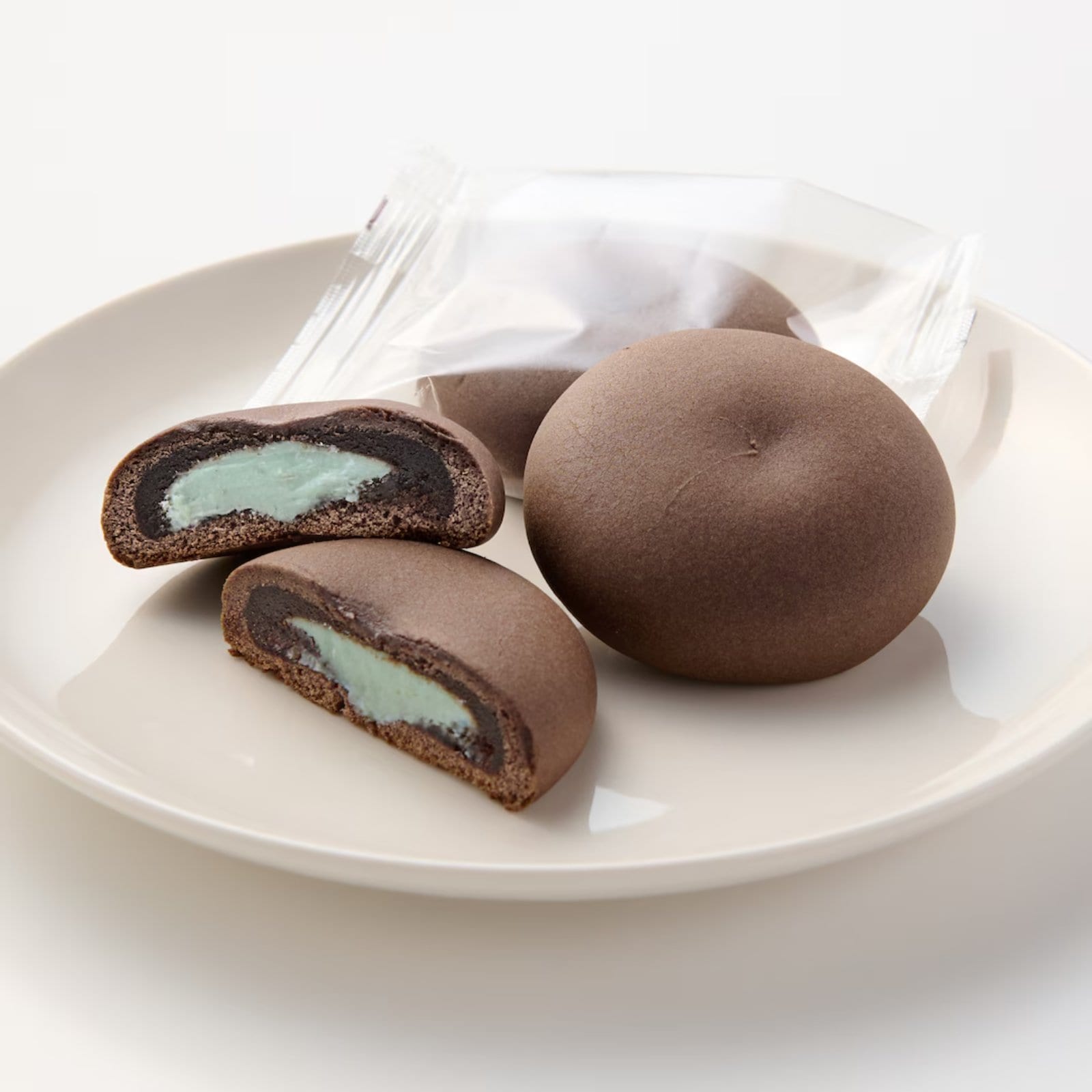 【無印良品】チョコ×ミントが和菓子に！新作「チョコミントまんじゅう」を徹底紹介