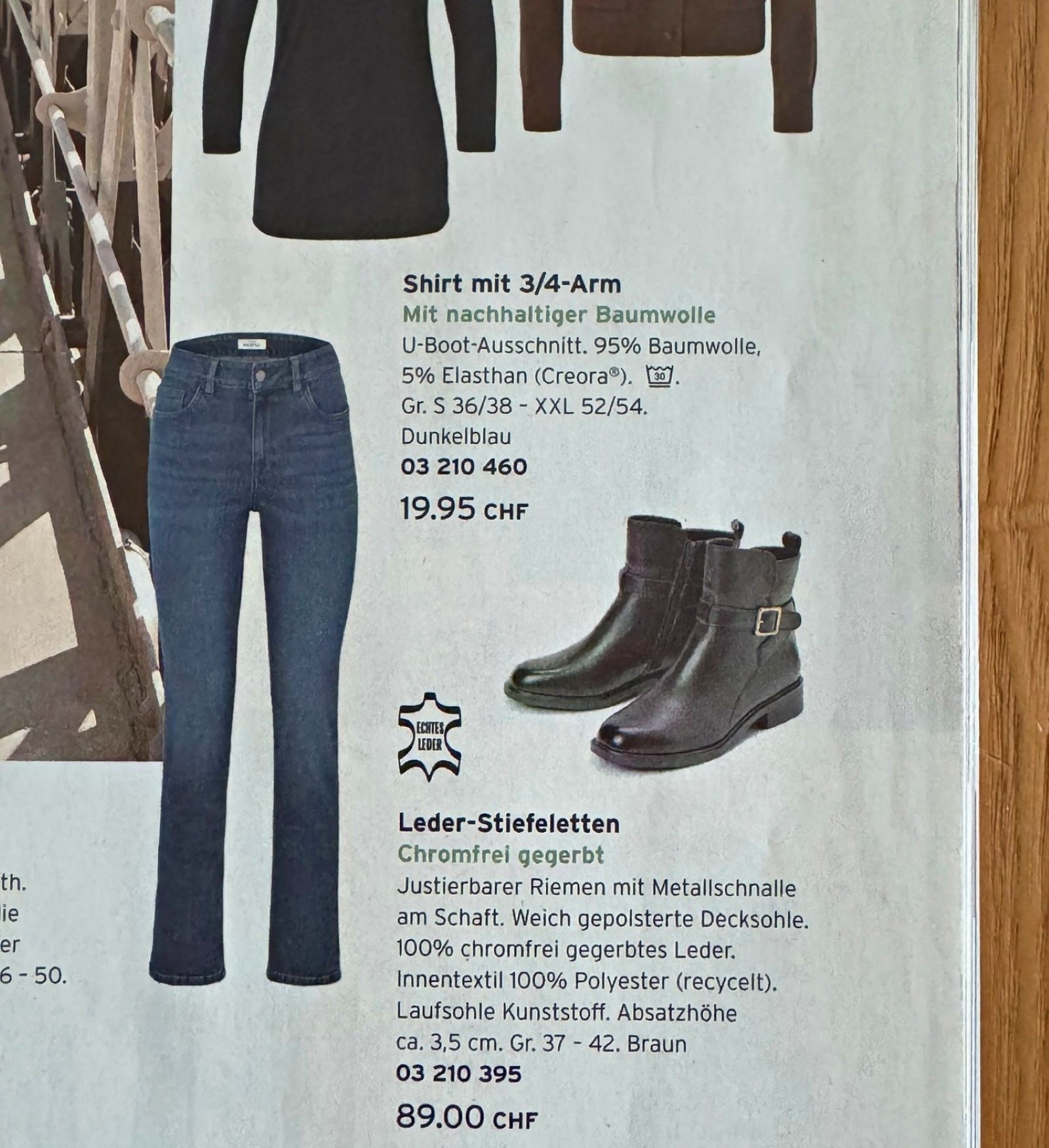 スイスフラン価格で表示された衣料品のカタログ。価格はすべて「.00」か「.95」など5の倍数に設定されている（画像は筆者撮影）