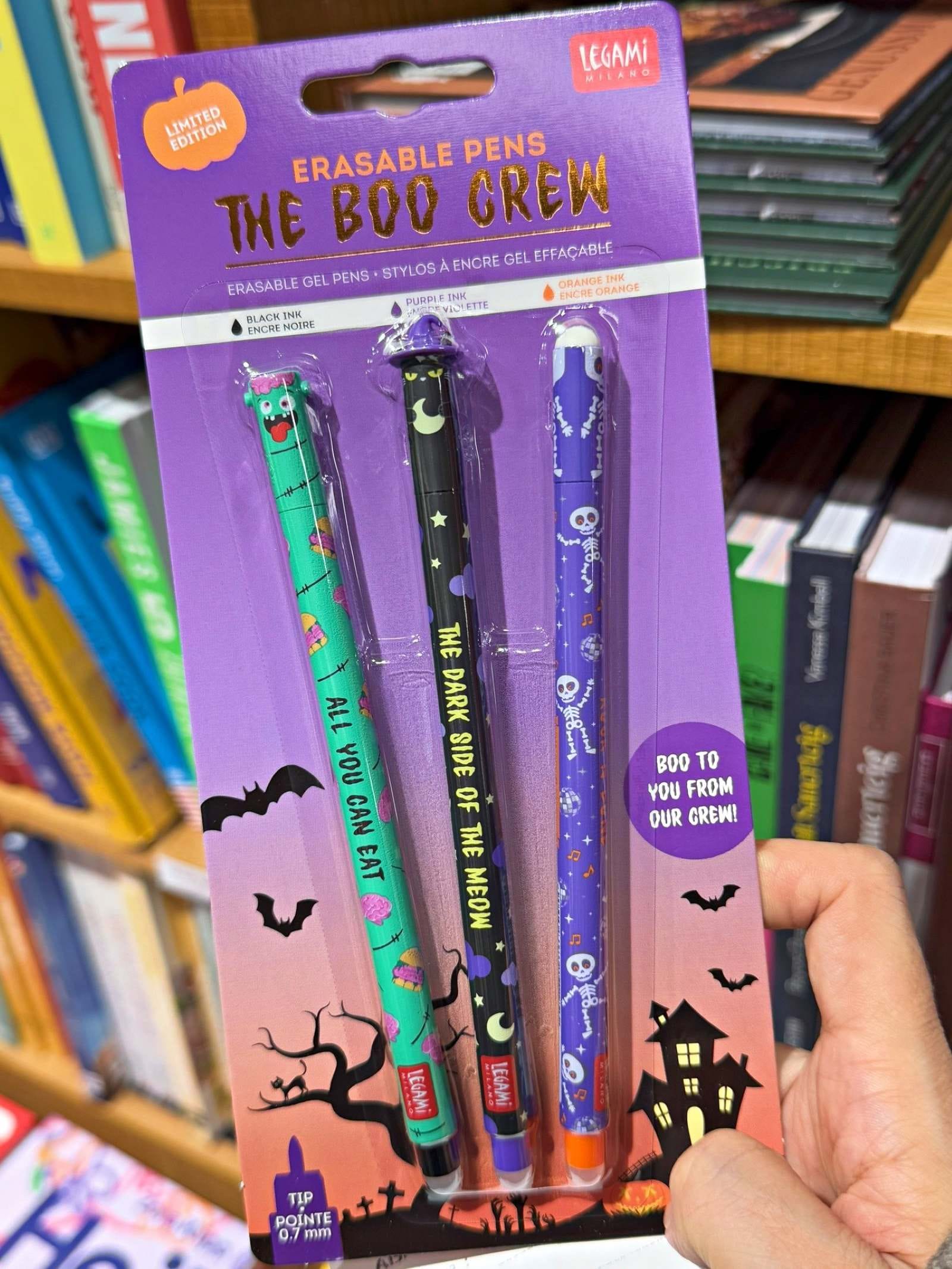 「消せる動物型ペン」がレガーミ・ミラノの人気商品。季節のイベントごとに販売される限定商品はコレクターズアイテム。（画像は筆者撮影）