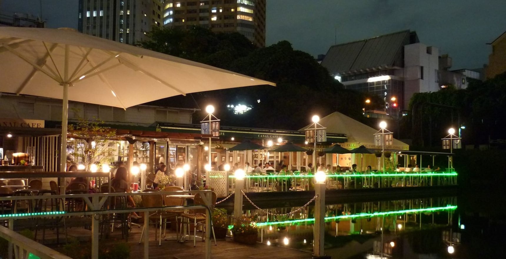 5 Tokyo Cafés That Give You an Instant Getaway