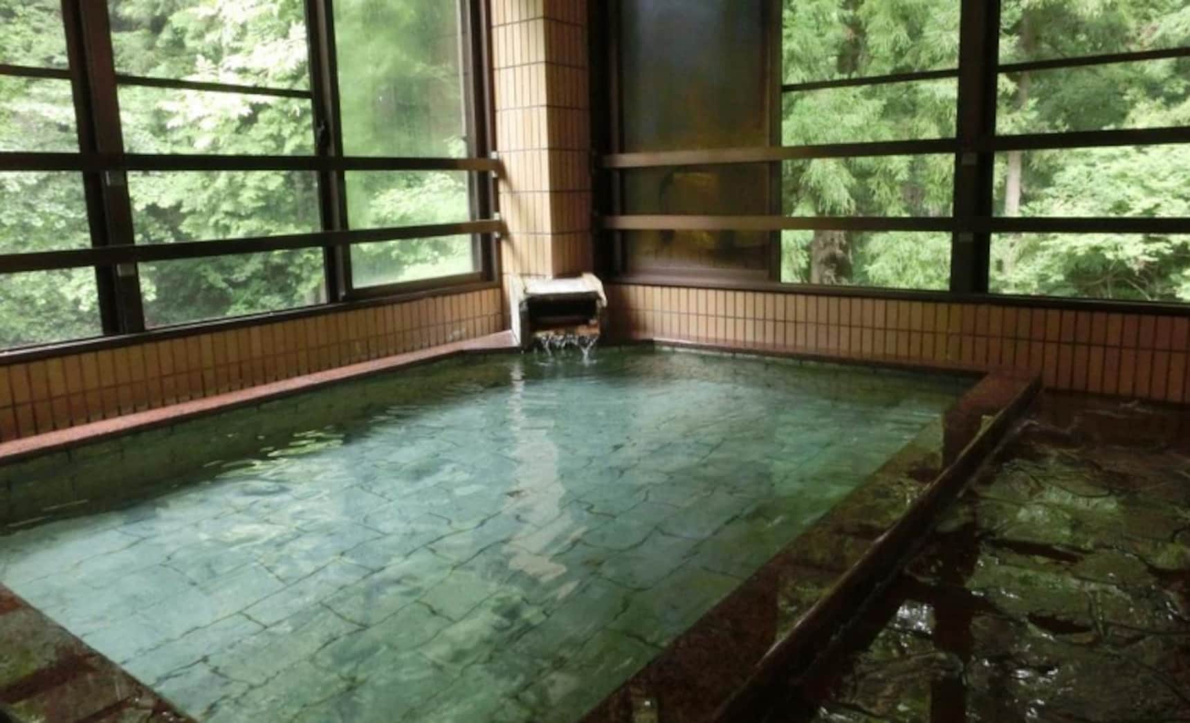 A Secluded Hot Spring in Tokyo!