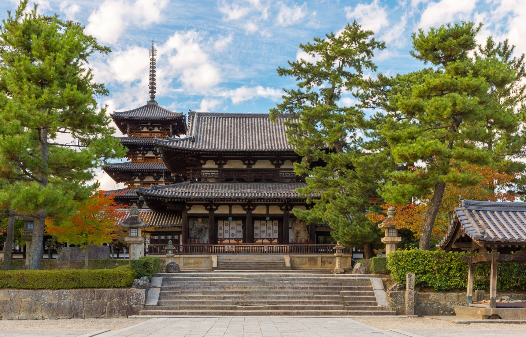 Horyu-ji's Famous Buddhist Monuments | All About Japan