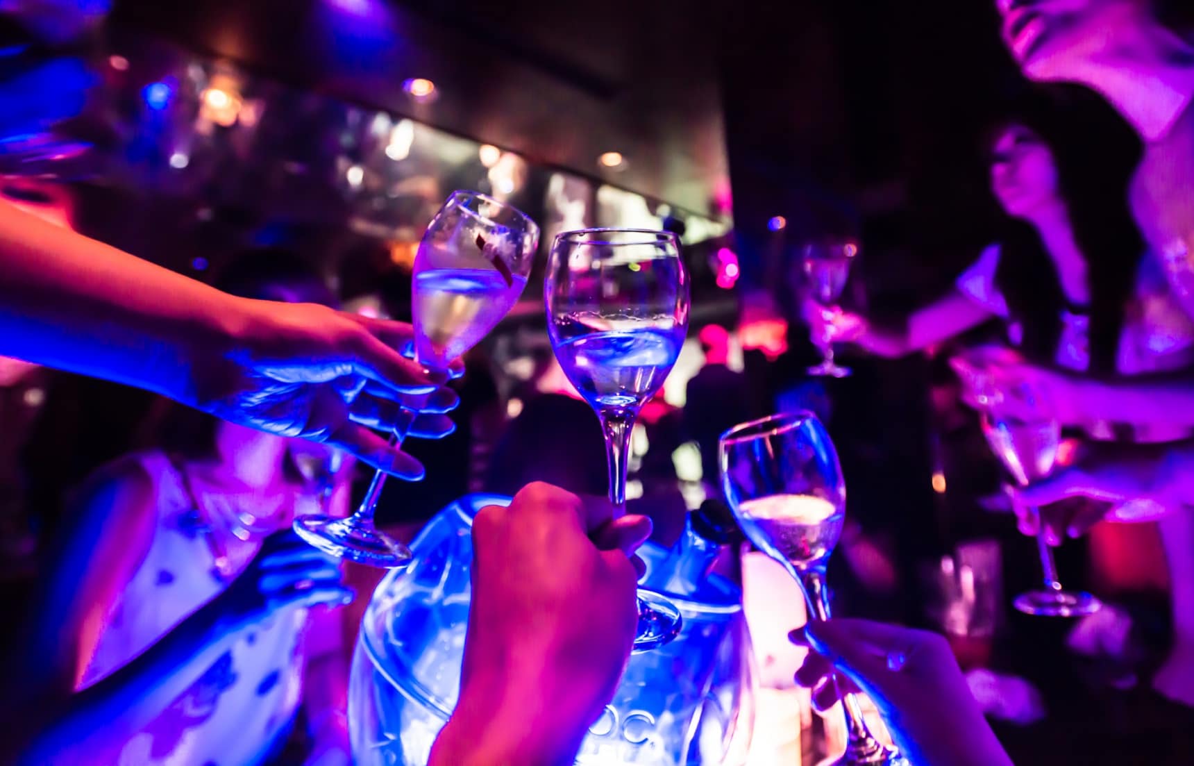 4 Hottest Areas for Nightlife in Tokyo | All About Japan