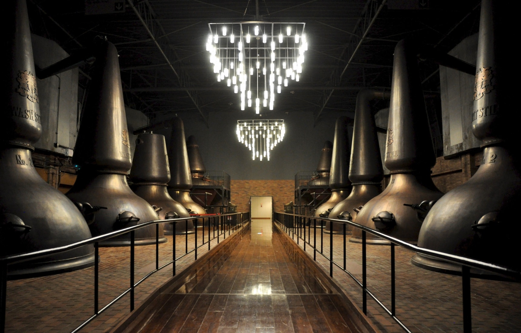 whiskey distillery to visit in japan