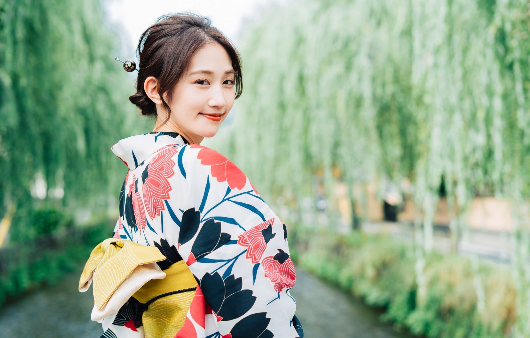 日本流行文化:樱花妹的“氛围美”是如何炼成的?学会这些你也可以!