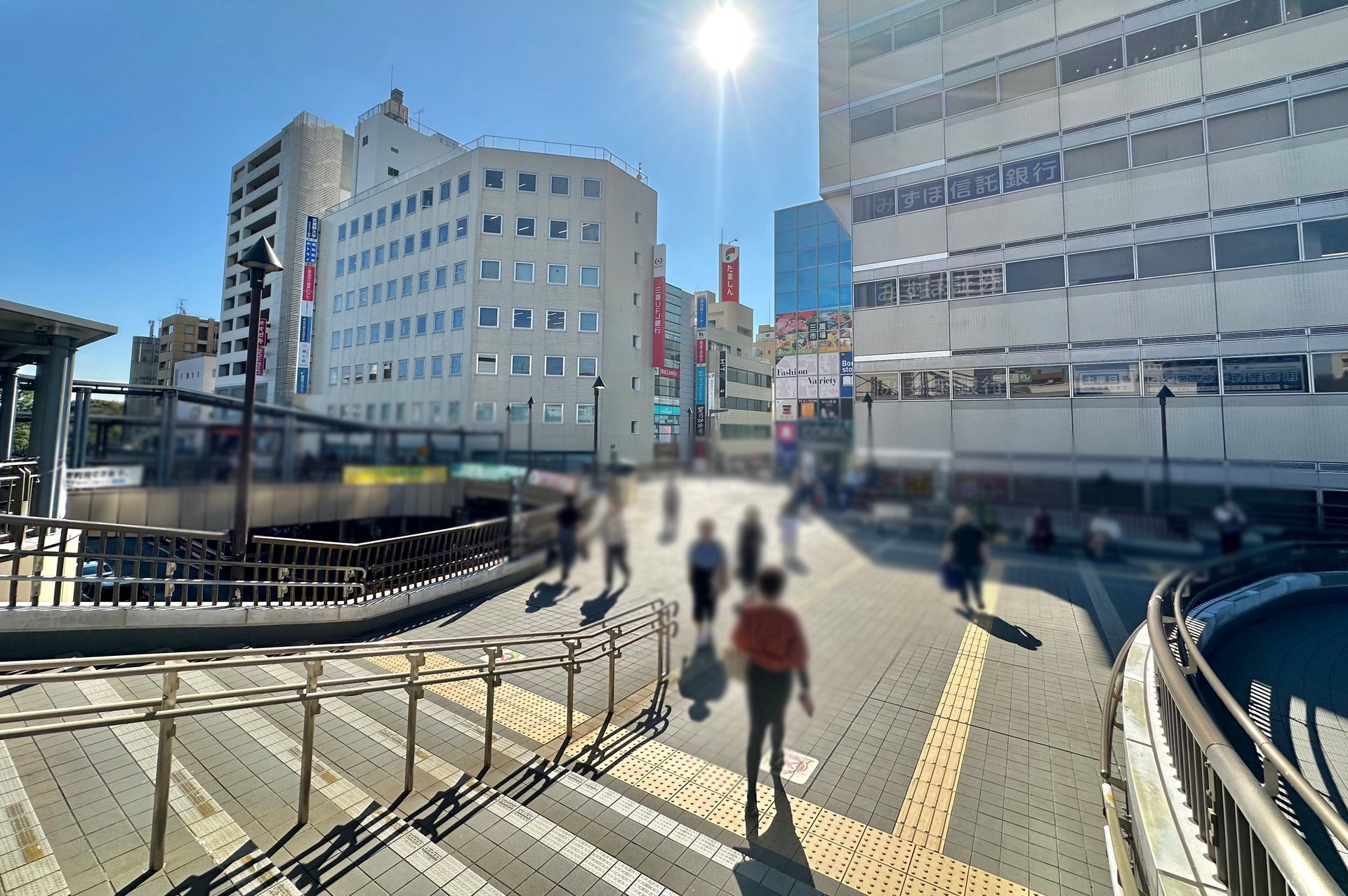 三鷹駅の写真