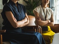 「名刺がない」「相手が不在」…三流は焦る、二流は謝る。一流の “相手を不快にさせない” 伝え方