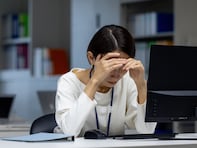 「残業ナシでさっさと帰る」ドイツ人に手取りで完敗。2倍働く日本人が“働き損”から抜け出せないワケ