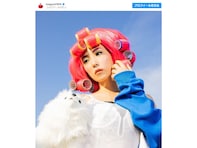 「仲里依紗さんかと」MEGUMI、個性爆発のピンク髪ショット公開！ 「可愛い過ぎるよぉ〜」と反響集まる