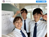 話題作『silent』、川口春奈＆目黒蓮＆鈴鹿央士の制服ショット公開！ 「ガチで学生にしか見えん！」