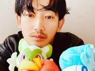 永山瑛太、ポケモンとのかわいすぎるショット公開！ 「イケメンだ、、、辛」「顔が良すぎる」