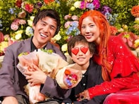 中尾明慶、仲里依紗との結婚10周年を祝う家族ショットで「10年のうち1年分くらいは喧嘩してる」と明かす！