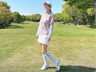 「はい可愛すぎ」鷲見玲奈、ミニ丈ゴルフウエアコーデで美脚を披露！ 「スタイル抜群」「さいこーです」