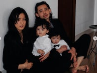 ALI・LEO、妻・藤井萩花＆1歳を迎えた双子男児との“顔出し”家族写真を公開！ 「なんて愛らしい」「ステキな家族」