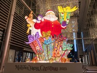 麻布台ヒルズ、虎ノ門ヒルズetc…東京に新オープンした“4大スポット”の「クリスマス2023」にうっとり