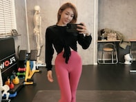 「絞ったね」加護亜依、ボディライン際立つぴっちりウエア姿を披露！ 「お尻腰回り綺麗」「くびれが素敵」