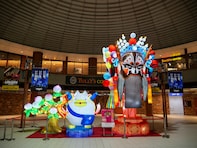 【横浜春節祭2024】横浜ベイエリアに「巨大ランタンオブジェ」が出現！ 福を呼び込む「中華獅子舞」も