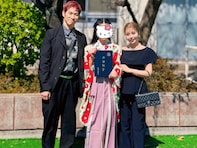 レイザーラモンHGの妻・住谷杏奈、身長が40センチ伸びた娘の小学校卒業ショットを公開！ 「息子さんに続いて娘さんも」