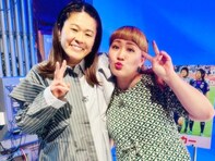 丸山桂里奈、天才であり“温厚な地蔵”の澤穂希とのツーショット！ 「後半呼び捨てなってるの笑う」