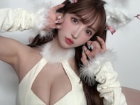 「エロ可愛い」三上悠亜、谷間あらわな猫耳コスプレを披露！ 「おっぱいに目がいっちゃう」の声