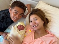 「52歳のおじさんパパですが」井戸田潤＆蜂谷晏海、第1子男児の誕生を報告！ 「師匠と顔似てますね？」