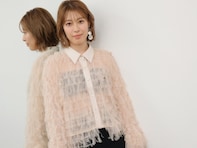 瀧本美織、ミニスカから美脚際立つ！ テレビ番組の衣装姿を披露