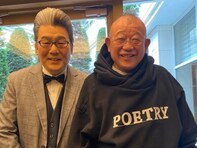 笑福亭鶴瓶、フジアナウンサーとの2ショットに「鶴瓶さんなんとかしてください」「お辛い時期に」の声