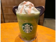 【スタバ新作】抹茶と桜の風味がみやびな「抹茶と桜わらびもち フラペチーノ」を実食してみた