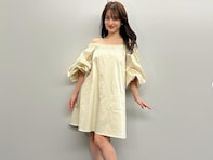 「完璧です」谷まりあ、ミニ丈ドレスから圧巻の美脚ショット公開！ 「脚めっちゃ綺麗」「最強です」