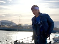 「何をやっても様になる」目黒蓮、漁師姿のオフショットを公開！ 「海が似合う」「カッコよ過ぎる」