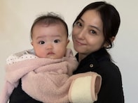 「頭の大きさがそんなに変わらない……！？」佐々木希、赤ちゃんとのツーショット公開！ 「美人過ぎ」