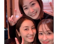 「珍しいメンバー」大沢あかね、美女勢ぞろいショットに反響！ 「美人さんばかり」「仲間入りしたい」