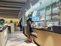 「本当色々ありました」市川團十郎、息子とのアフリカ旅の様子を公開！ 「男子2人の珍道中」