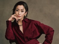 宮沢りえ、レア過ぎる美脚ショットを披露！ 大人の色気を感じるモデルショットに大反響