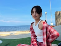 川口春奈、レアな美脚＆ラフな姿のプライベート写真公開！ 「顔だけじゃなく脚も綺麗過ぎでしょ」