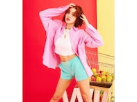 「ドタイプです」王林、美脚＆おなか際立つモデルショットにファン歓喜！ 「スタイル良いよなぁ～」