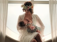 「涙が止まらなくなった日も」人気インフルエンサー、0歳息子の卒乳を報告。「育児に正解なんてない」