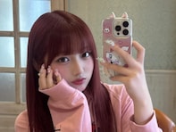 辻希美の長女・希空、ピンク髪の最新ヘアショットを披露！ 「髪の毛も服もスマホも爪も全部ピンク」