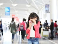 【専門家が解説】迷子経験者6割超！ 旅先や人混みで子どもを守る「家族の約束」