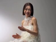 37歳で5人出産の宮崎麗果、美貌披露に「5人も産んだとは思えないプロポーション」「宇多田さんに似てる」反響
