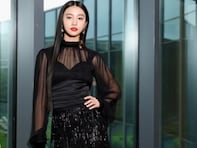 木村拓哉＆工藤静香の次女・Koki,、黒いドレスコーデを披露！ 美脚も際立つ姿