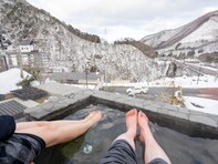 福島県で「外国人観光客にすすめたい温泉地」ランキング！ 2位「会津芦ノ牧温泉」を4票差で抑えた1位は？