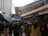 【梅田駅vs大阪駅】ほぼ同じ場所なのに名前が違うのはなぜ？ 専門家に聞いた