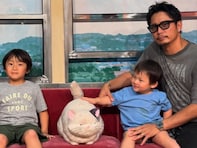 「パパ1人で3人は大変」黒木啓司、子どもと“ジブリ”訪問も吐露。「間違いなく大変だったと思います」