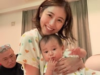 「嫉妬する夫」西野未姫、娘とのおそろい披露も…「凄い形相で睨んでます」「ヤキモチけー可愛い」
