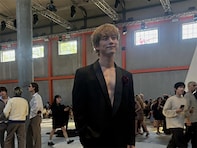 「心臓止まりそう」坂口健太郎、バキバキの胸筋ちら見せに「直視できない」「もはやアート」大反響！