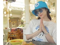 「夢の国に女神降臨」白石麻衣、マネージャー？ とディズニー満喫！ 「ミッキーの中の人も驚いたのでは？」