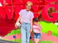 「娘さん…イカすじゃん！」潮田玲子、おしゃれな親子ショットに反響「玲子さん若々しくて綺麗」